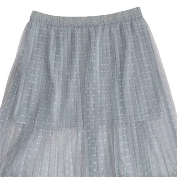 H&M Divided Skirt - Picture 2 of 9